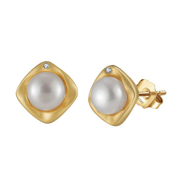 925 Sterling Silver Earrings with Pearl - Gold Plated