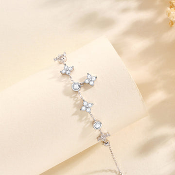 Clover bracelet made of 925 sterling silver with zircons