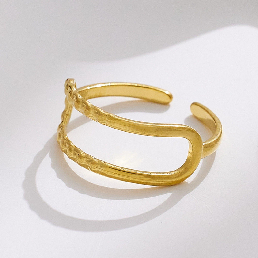 modern contour gold ring in stainless steel