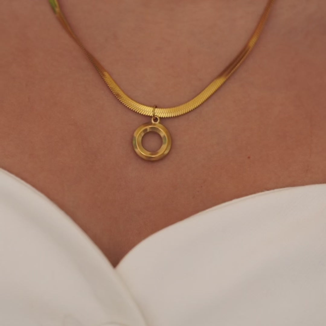 oria necklace video