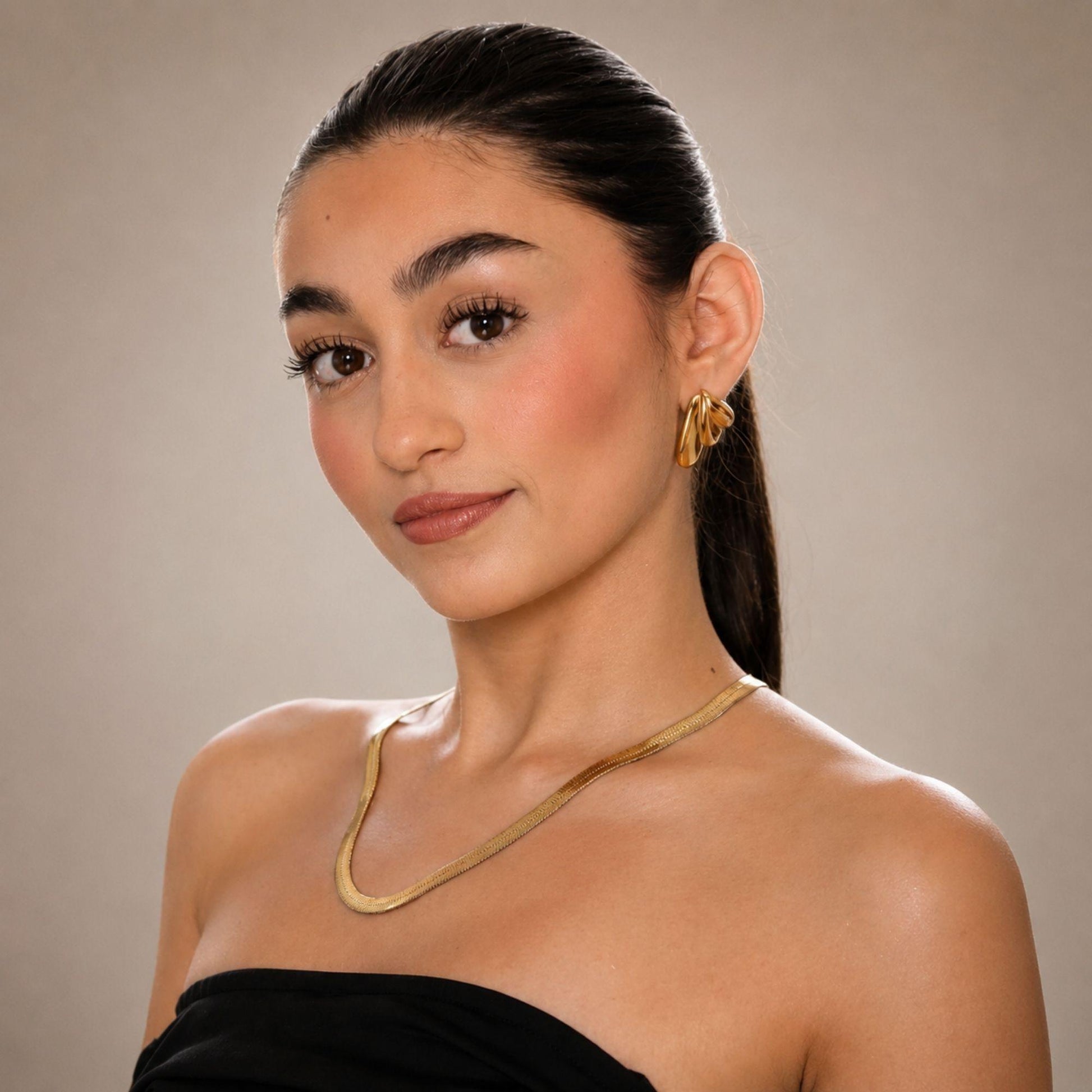 seraphina snake chain necklace