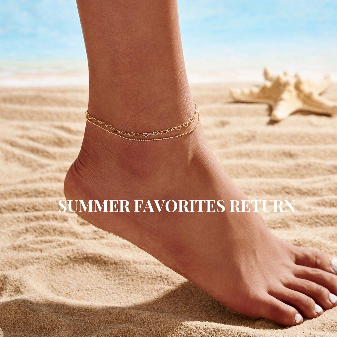 Summer beach lifestyle aesthetic with a dainty gold anklet - YASMINE Jewelry⁠